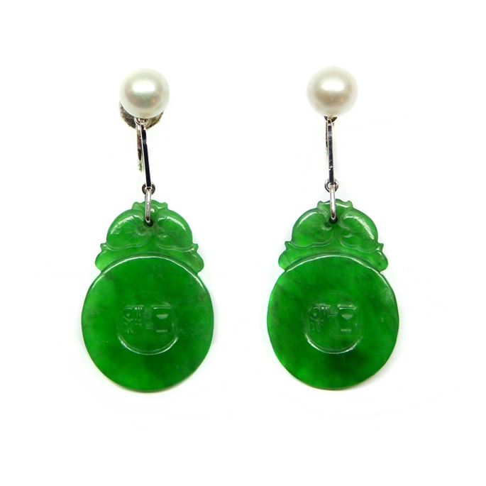 Pair of Art Deco pearl and Chinese carved jade panel pendant earrings | MasterArt